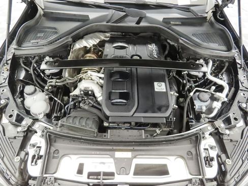 Used 2024 Mercedes-Benz GLC 43 AMG 4MATIC image 29