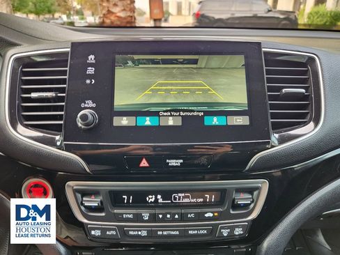 Used 2020 Honda Pilot Touring image 24