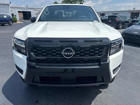New 2026 Nissan Frontier SV w/ All-Weather Content Package AWD/4WD image 9