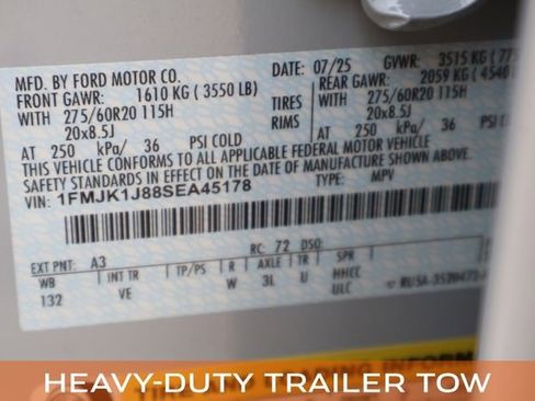 Used 2025 Ford Expedition Max Active AWD/4WD image 39