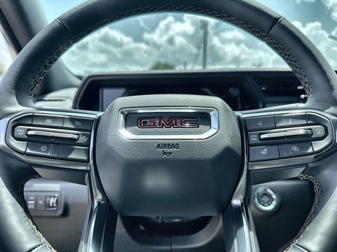 New 2026 GMC Terrain AT4 w/ Convenience Package III AWD/4WD image 33