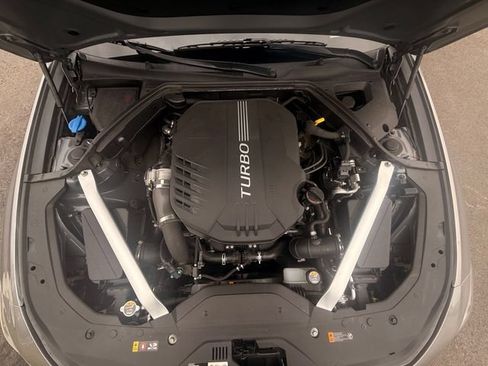 Used 2021 Genesis G70 3.3T RWD image 29