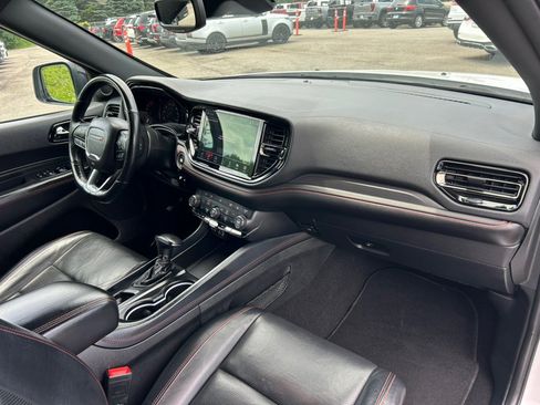 Used 2024 Dodge Durango GT RWD image 25