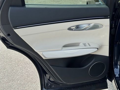 New 2026 Genesis GV70 2.5T Advanced w/ G1 Accessory Package image 22