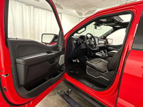 Used 2022 Ford F150 Lariat w/ Equipment Group 502A High AWD/4WD image 27