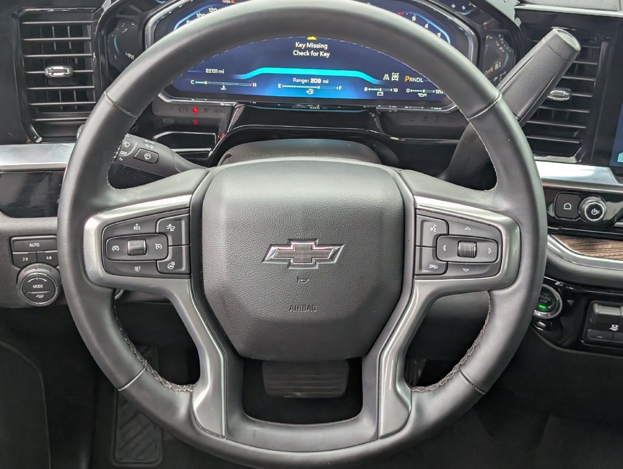 Used 2026 Chevrolet Silverado 1500 RST AWD/4WD image 11