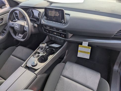 New 2026 Nissan Rogue SV image 30