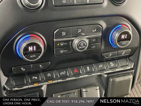 Used 2020 Chevrolet Silverado 1500 LT w/ Texas Edition image 37