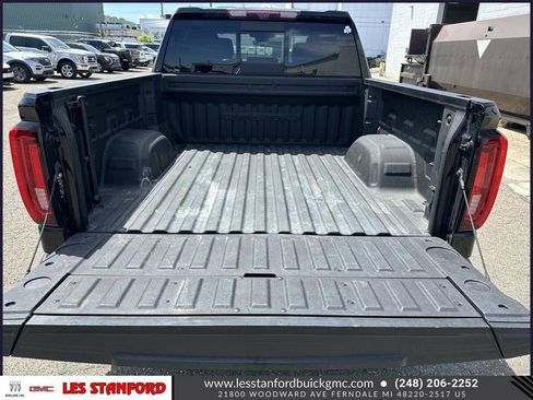 Used 2023 GMC Sierra 1500 Denali w/ Denali Reserve Package AWD/4WD image 11