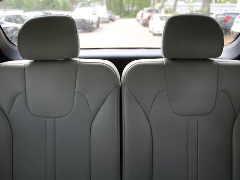 Certified 2021 Kia Sorento S image 57