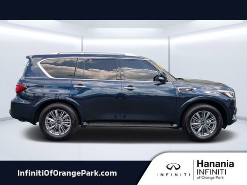 Used 2021 INFINITI QX80 Luxe image 2
