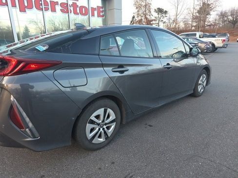 Used 2019 Toyota Prius Prime Advanced image 8