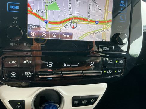 Used 2018 Toyota Prius Prime Plus FWD image 22
