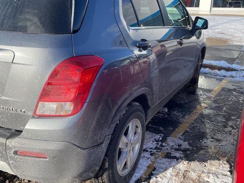 Used 2015 Chevrolet Trax LT w/ LT Sun and Sound Package image 3