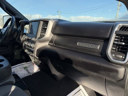 Used 2024 RAM 2500 Big Horn image 41