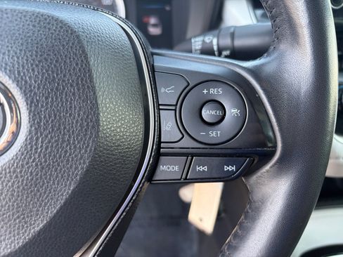 Used 2020 Toyota Corolla SE w/ Carpet Mat Package (TMS) FWD image 15