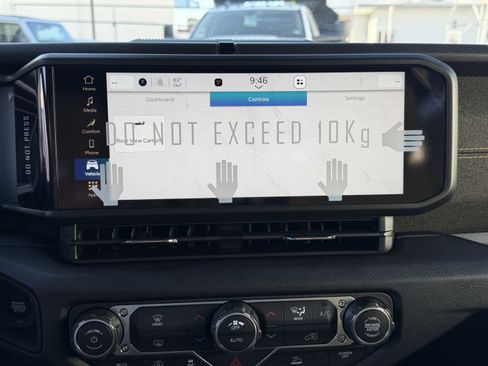 New 2026 Jeep Gladiator Sport image 29