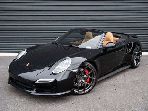 Used 2016 Porsche 911 Turbo image 1