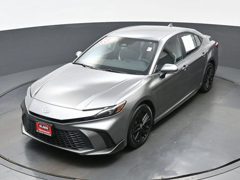 Used 2025 Toyota Camry SE w/ Convenience Package AWD/4WD image 36