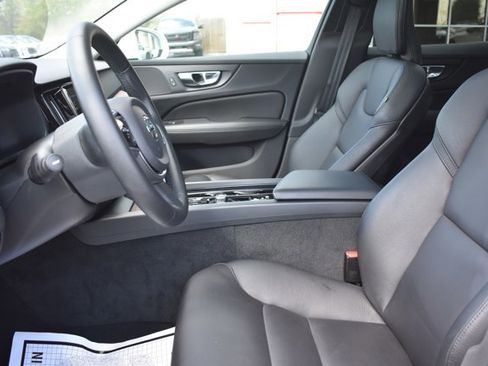 Used 2023 Volvo V60 B5 Cross Country Plus w/ Climate Package AWD/4WD image 15