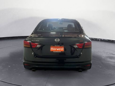 Used 2024 Nissan Altima 2.5 SR FWD image 8