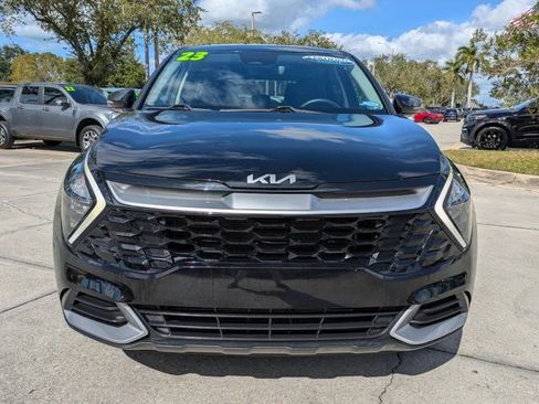 Used 2023 Kia Sportage EX image 8