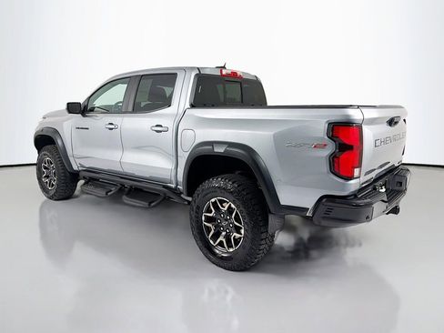 Used 2023 Chevrolet Colorado ZR2 w/ ZR2 Convenience Package III image 5
