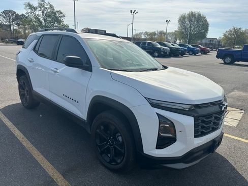 Used 2026 Chevrolet Equinox LT w/ Midnight Edition image 5