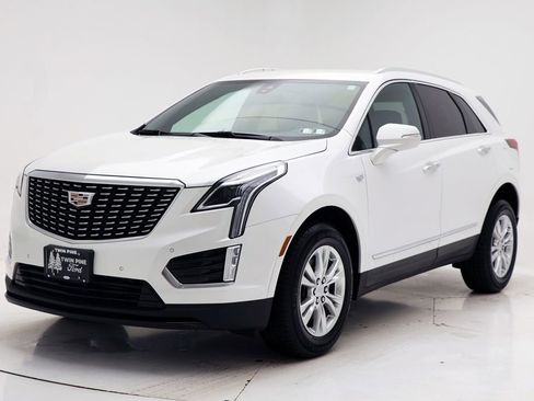 Used 2023 Cadillac XT5 Luxury AWD/4WD image 2