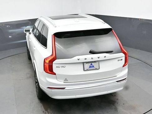 Used 2023 Volvo XC90 B5 Plus image 20
