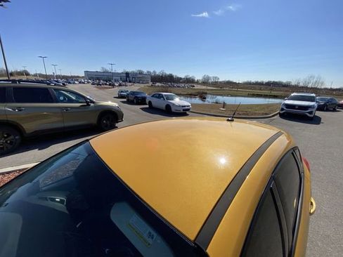 Used 2012 Ford Focus SE image 3