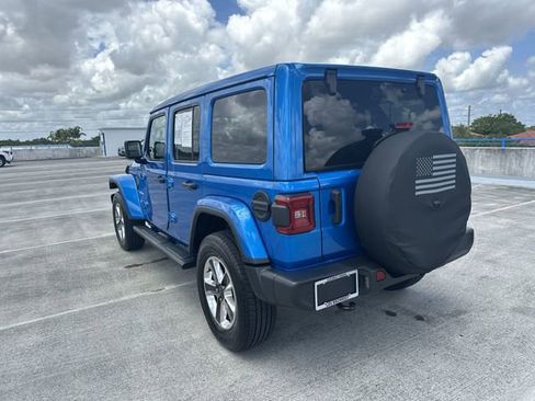 Used 2023 Jeep Wrangler Unlimited Sahara w/ LED Lighting Group AWD/4WD image 38