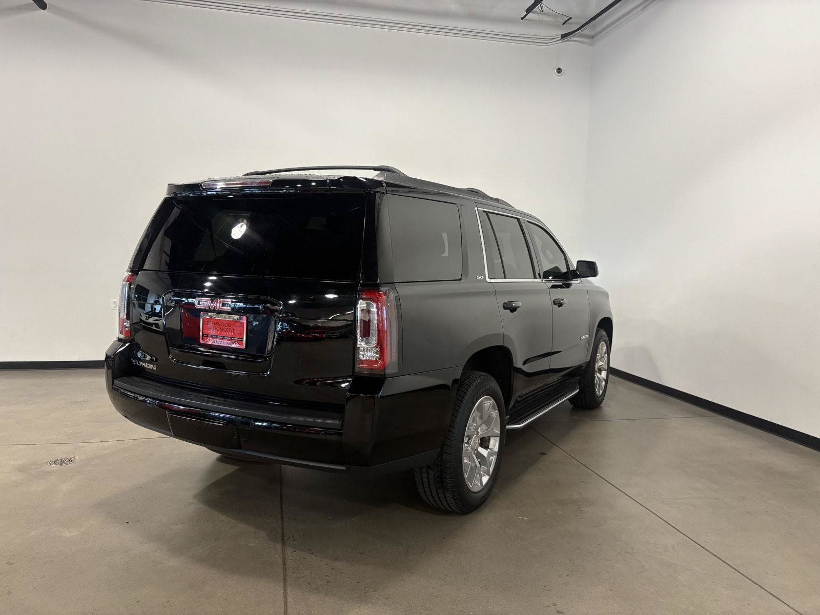 Used 2016 GMC Yukon SLT w/ Open Road Package AWD/4WD image 3