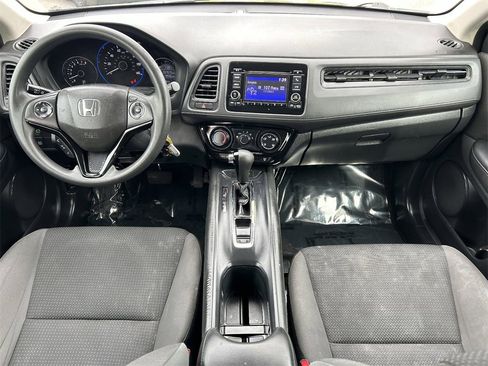 Used 2020 Honda HR-V LX image 16