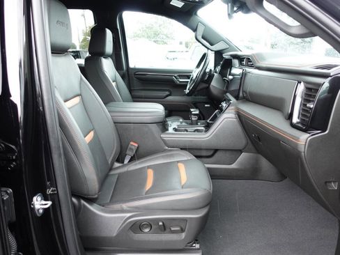 Used 2024 GMC Sierra 1500 AT4 w/ AT4 Preferred Package image 39