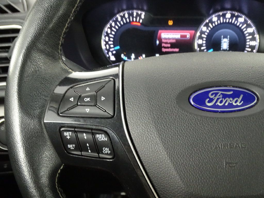 Used 2018 Ford Explorer Platinum AWD/4WD image 8
