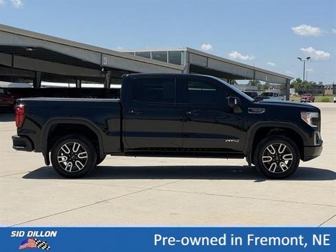 Certified 2021 GMC Sierra 1500 AT4 w/ AT4 Premium Package AWD/4WD image 3