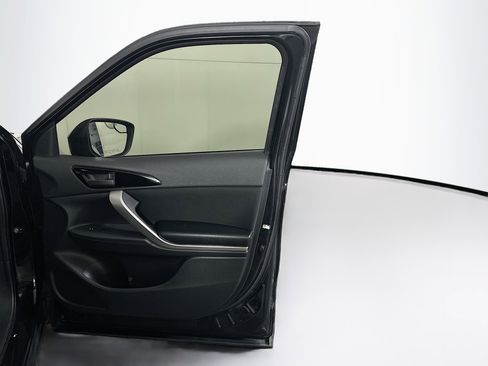 Used 2018 Mitsubishi Eclipse Cross ES image 30