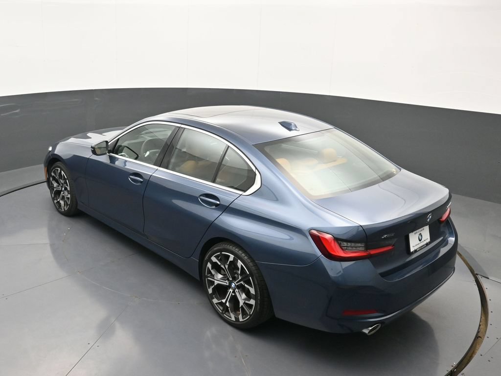 Used 2026 BMW 330i xDrive Sedan AWD/4WD image 33