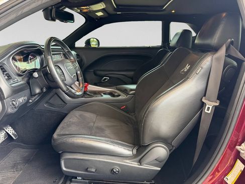 Used 2020 Dodge Challenger R/T Scat Pack w/ Plus Package RWD image 15