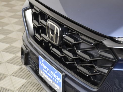 Used 2024 Honda CR-V Sport image 11