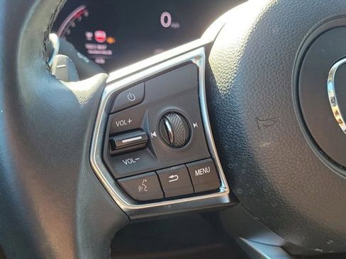 Used 2025 Acura MDX FWD w/ Technology Package image 21