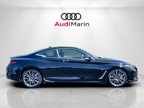Used 2017 INFINITI Q60 3.0t Sport RWD image 6