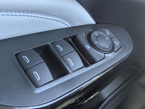New 2026 Chevrolet Trax LT FWD image 13
