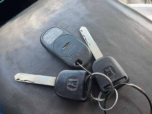 Used 2004 Honda Pilot EX image 46