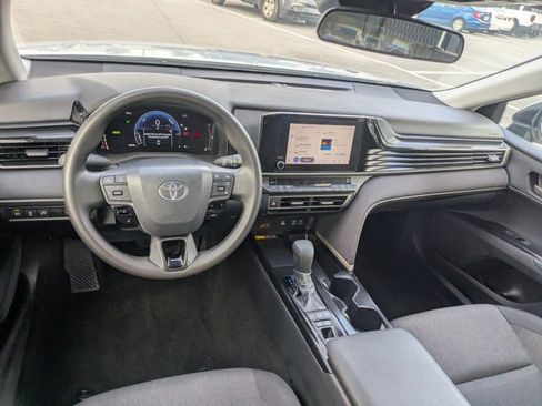 Used 2025 Toyota Camry LE FWD image 14