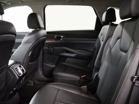 Used 2022 Kia Sorento X-Line EX image 30