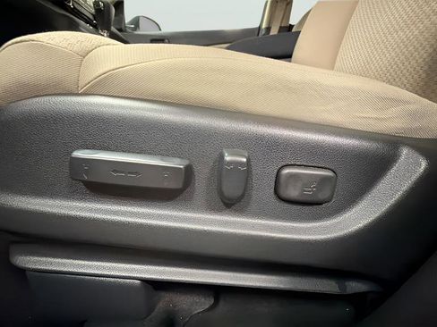 Used 2015 Honda CR-V EX image 9