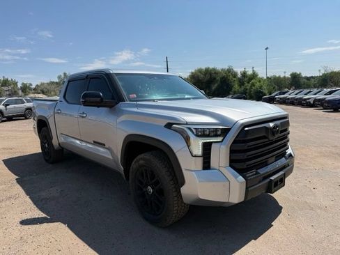 Used 2024 Toyota Tundra Limited AWD/4WD image 7