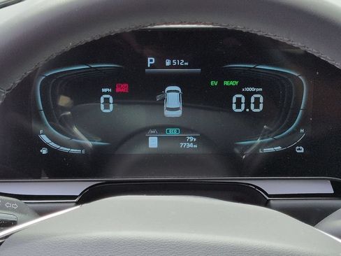 Used 2025 Kia Niro EX FWD image 12